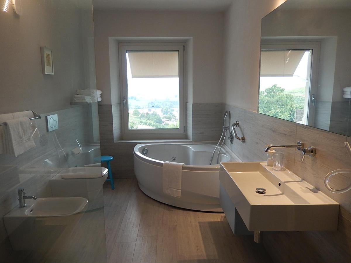 B&B Bionzo16 Calosso Екстер'єр фото